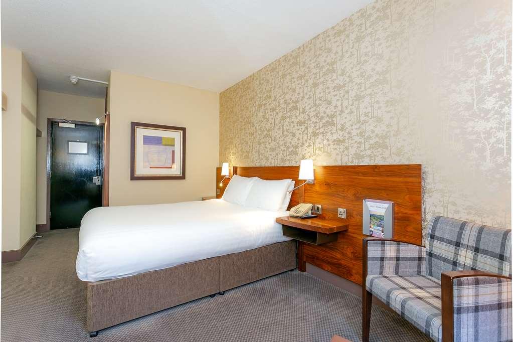 Clarion Cedar Court Wakefield Hotel Room photo